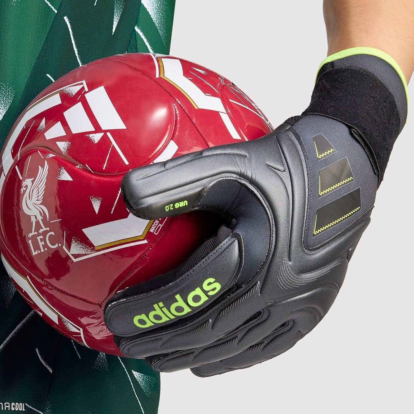Liverpool Goalkeeper 2 26/27 - Fan Version
