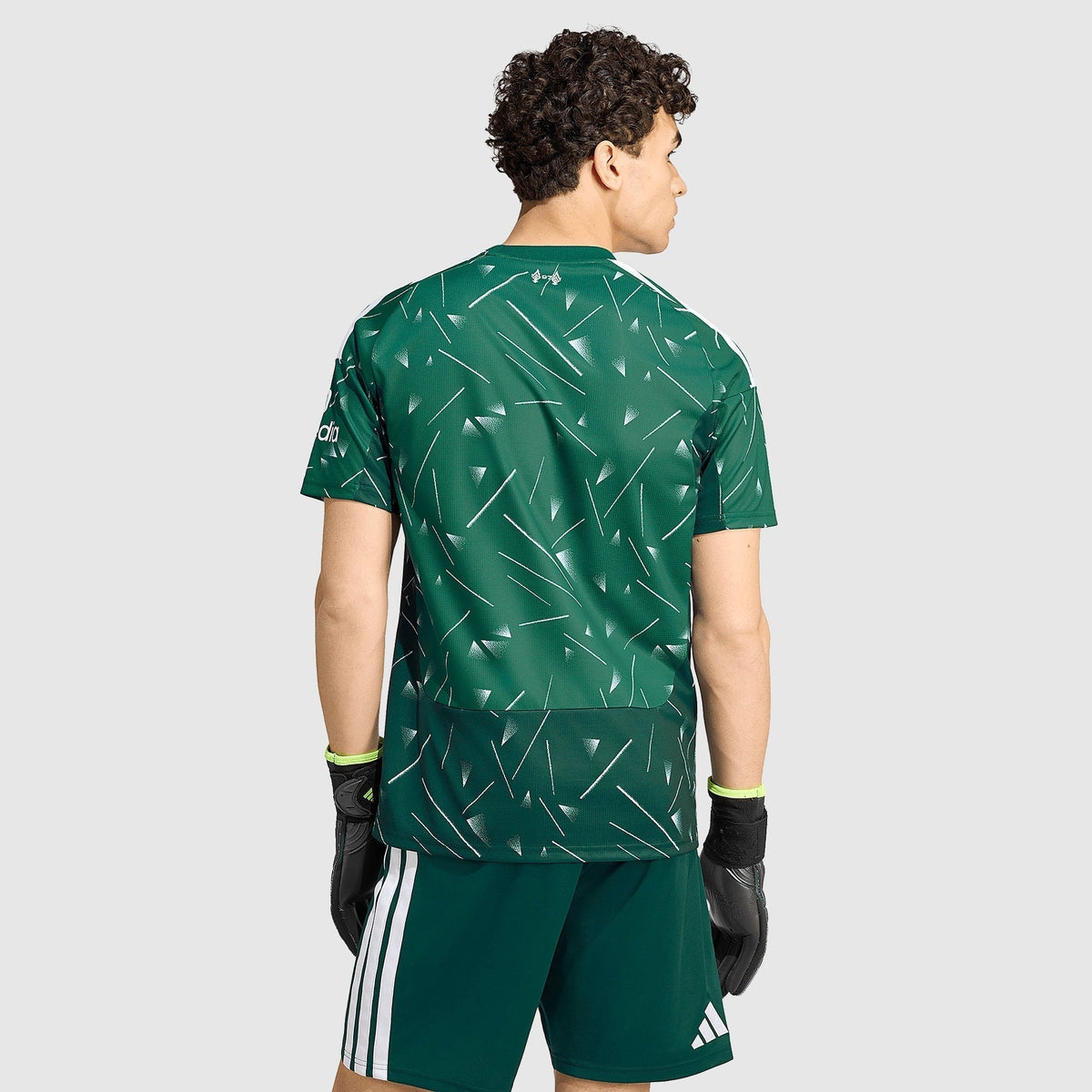 Liverpool Goalkeeper 2 26/27 - Fan Version