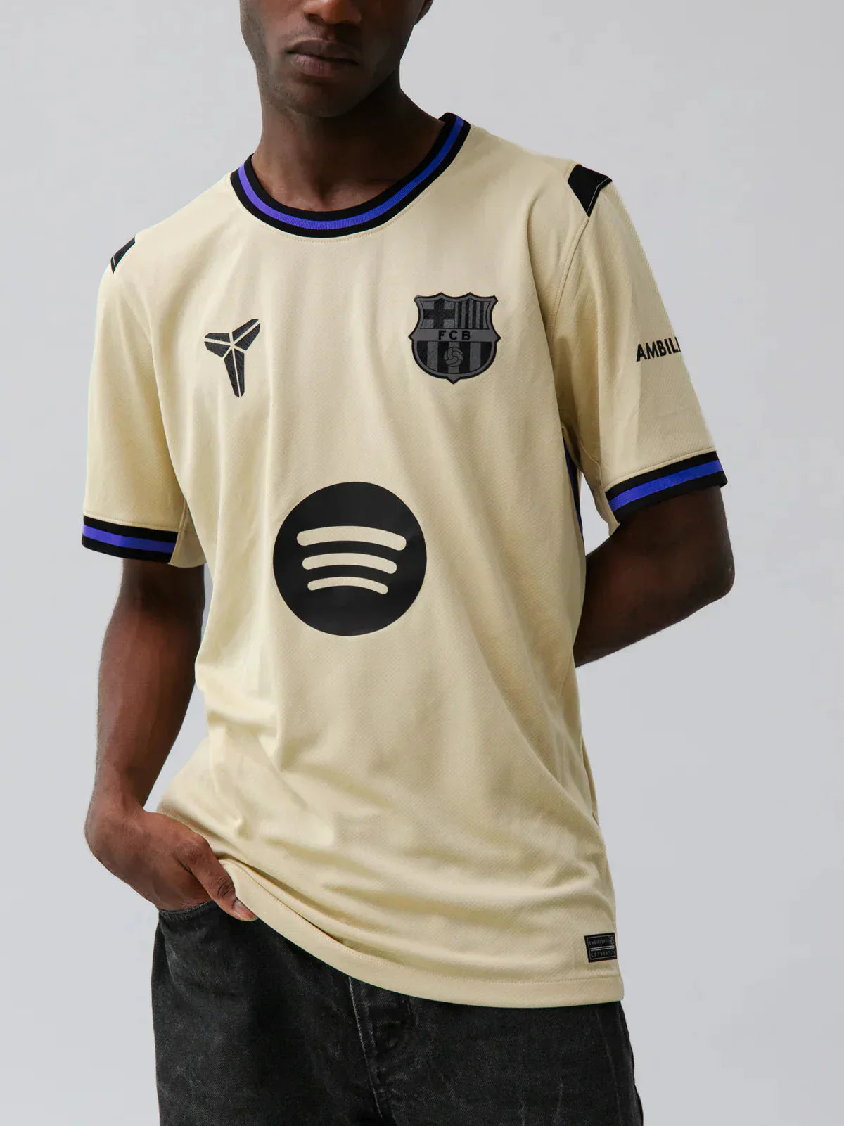 Jersey Away FC Barcelona 25/26 #6 GAVI
